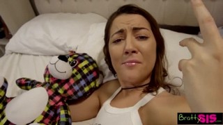 Братик и родная сестричка занимаются страстным сексом в разных позах.