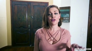 Домохозяйка была в шоке после того, как узнала, что ее сын потерял девушку.