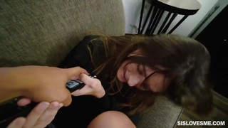 Эбби Малей была настоящей нахалкой, поэтому её сводный брат решил научить е ...