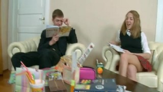 Молодой человек и его родная сестра занялись анальным сексом.