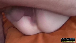 Брат страстно занимается сексом со своей сестрой, записывая их домашнюю инт ...